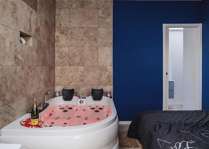 Romance Bleue -love -spa Privatif - Netflix -sejour A * Vichy