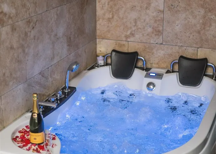 Romance Bleue-spa-wifi-parking Sejour A *